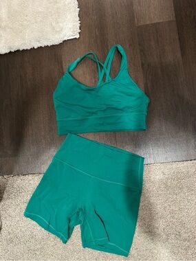 lululemon athletica Teal Activewear Set - Sports Bra & High-Waist Shorts